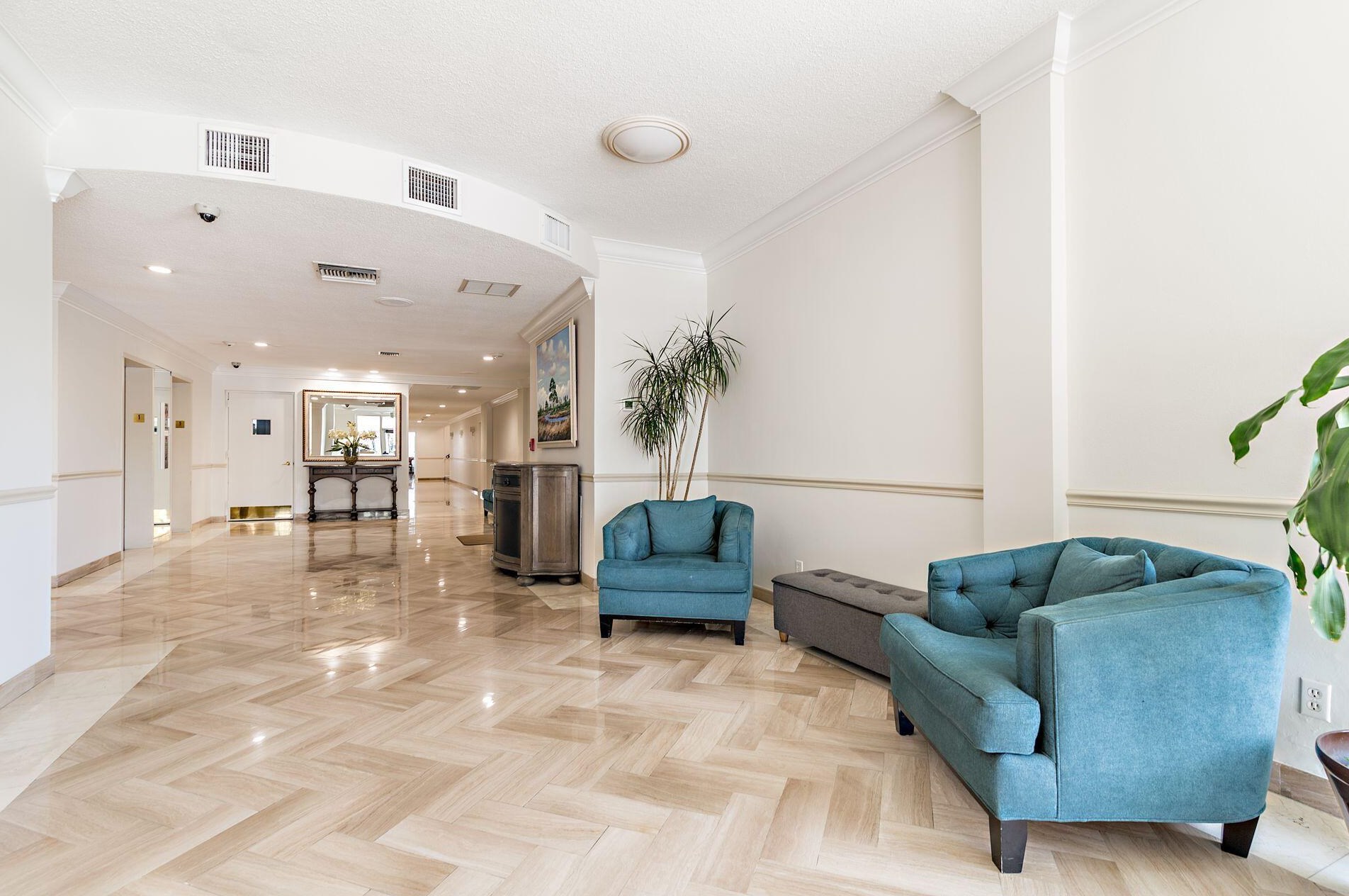 2840 S Ocean Blvd #2240, Palm Beach, FL 33480