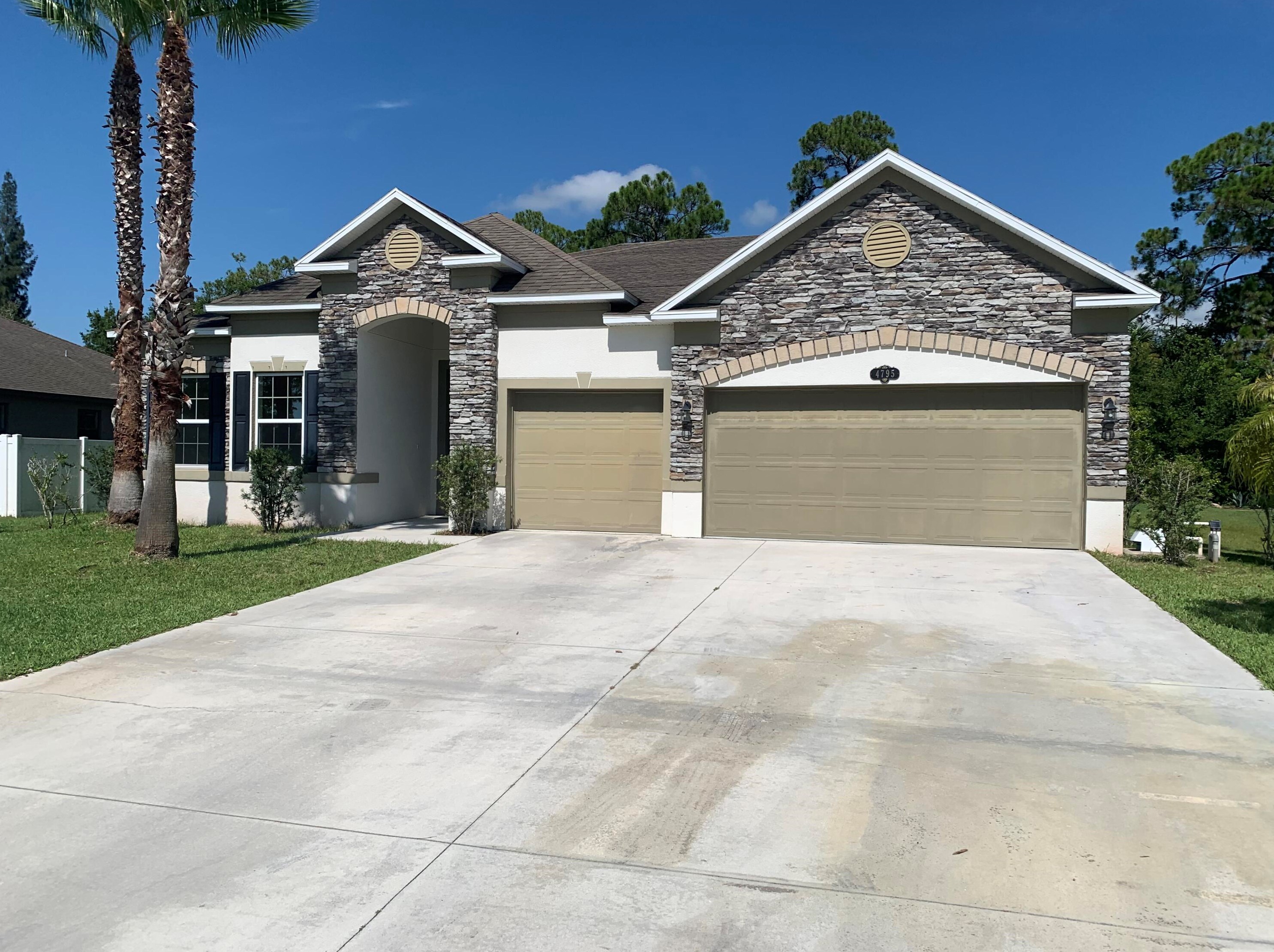 4795 Ashley Lake Cir, Vero Beach, FL 32967