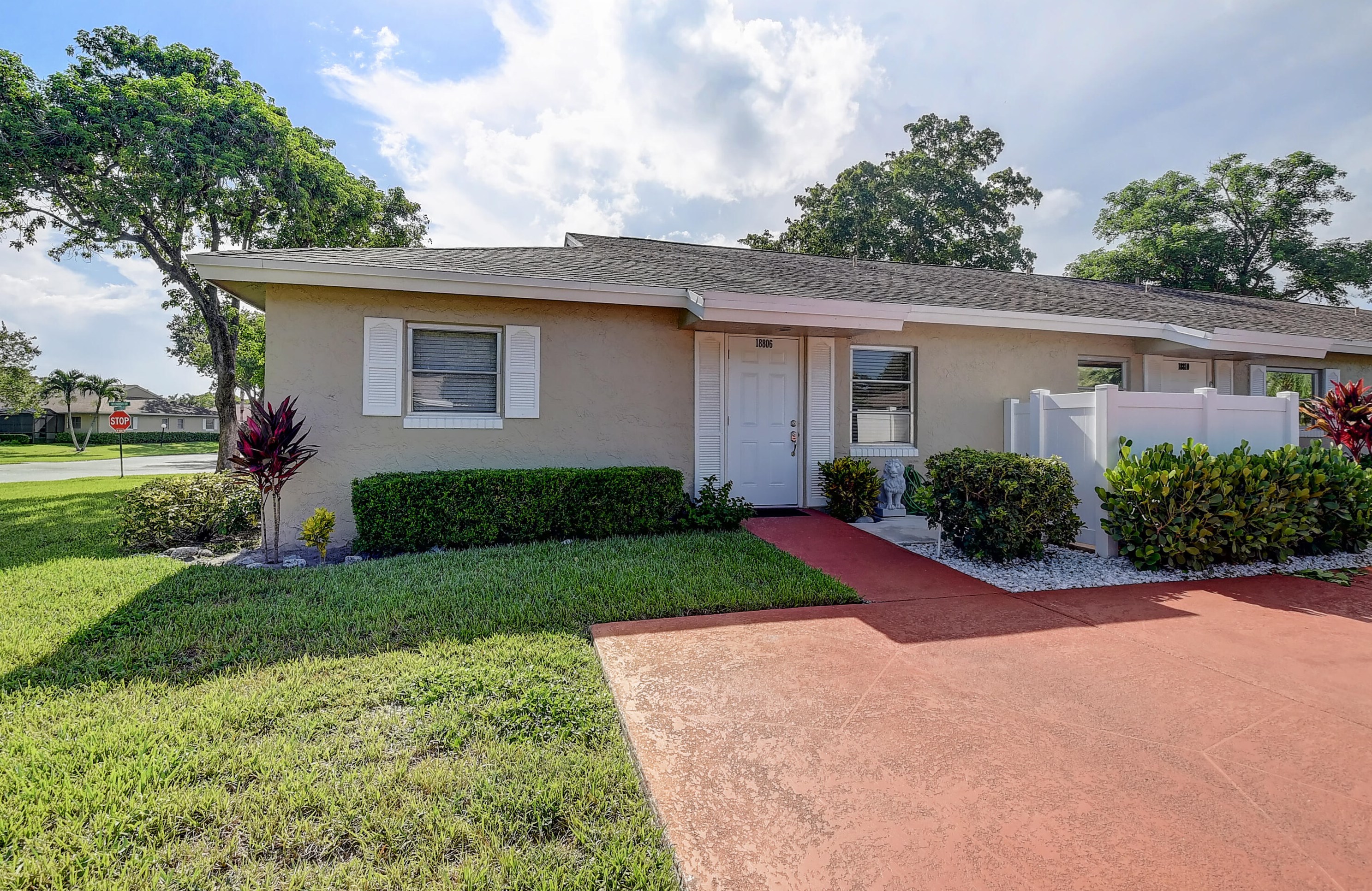 18806 Schooner Dr, Boca Raton, FL 33496