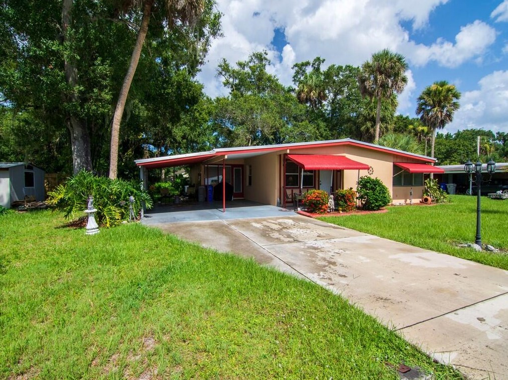 1755 45th Ave, Vero Beach, FL 32966-2317