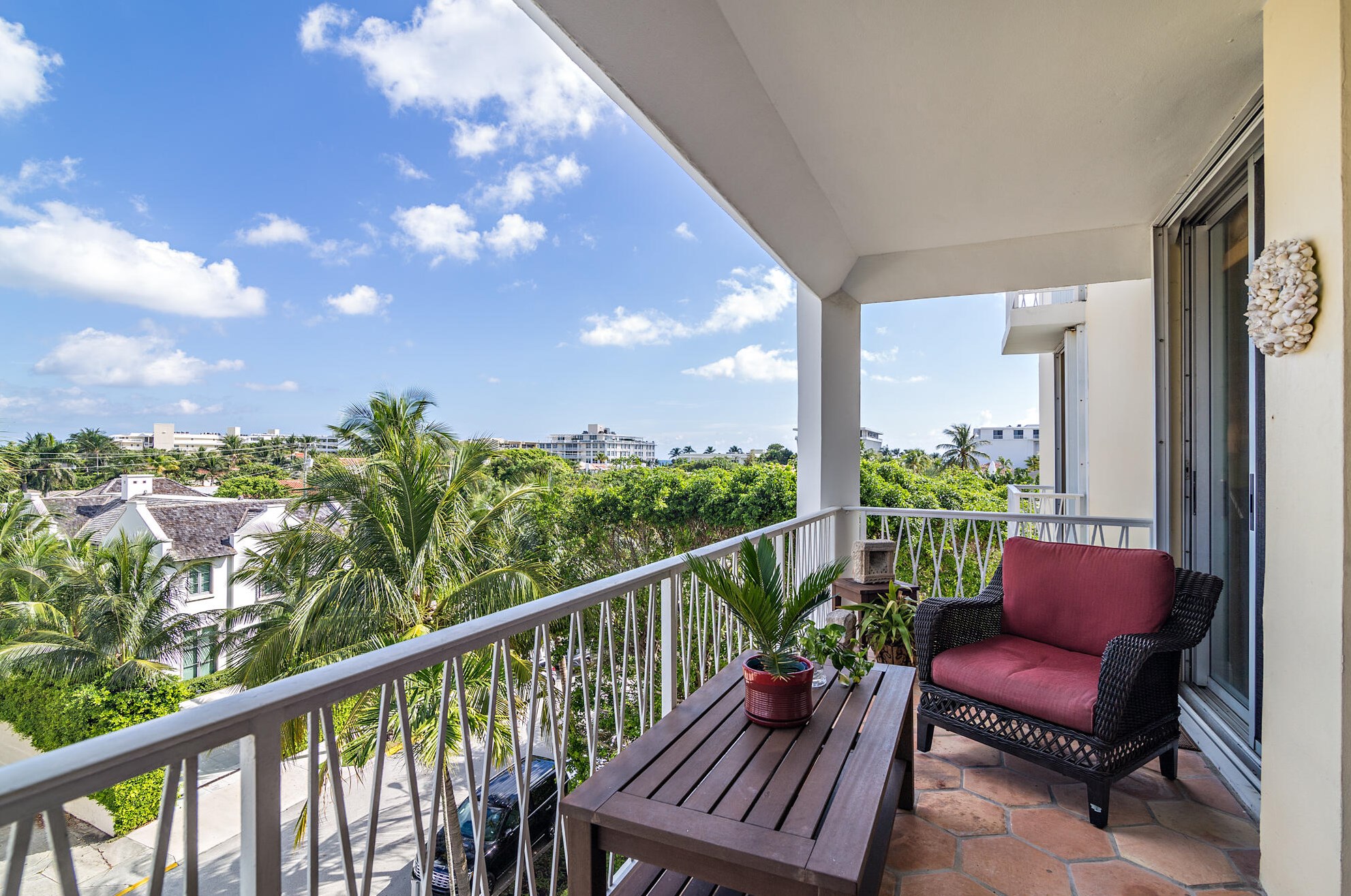 170 Chilean Ave #5a, Palm Beach, FL 33480