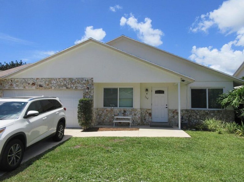 164 Wandering Trl, Jupiter, FL 33458-7335