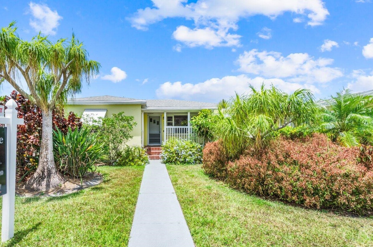 905 N Ocean Breeze, Lake Worth, FL 33460