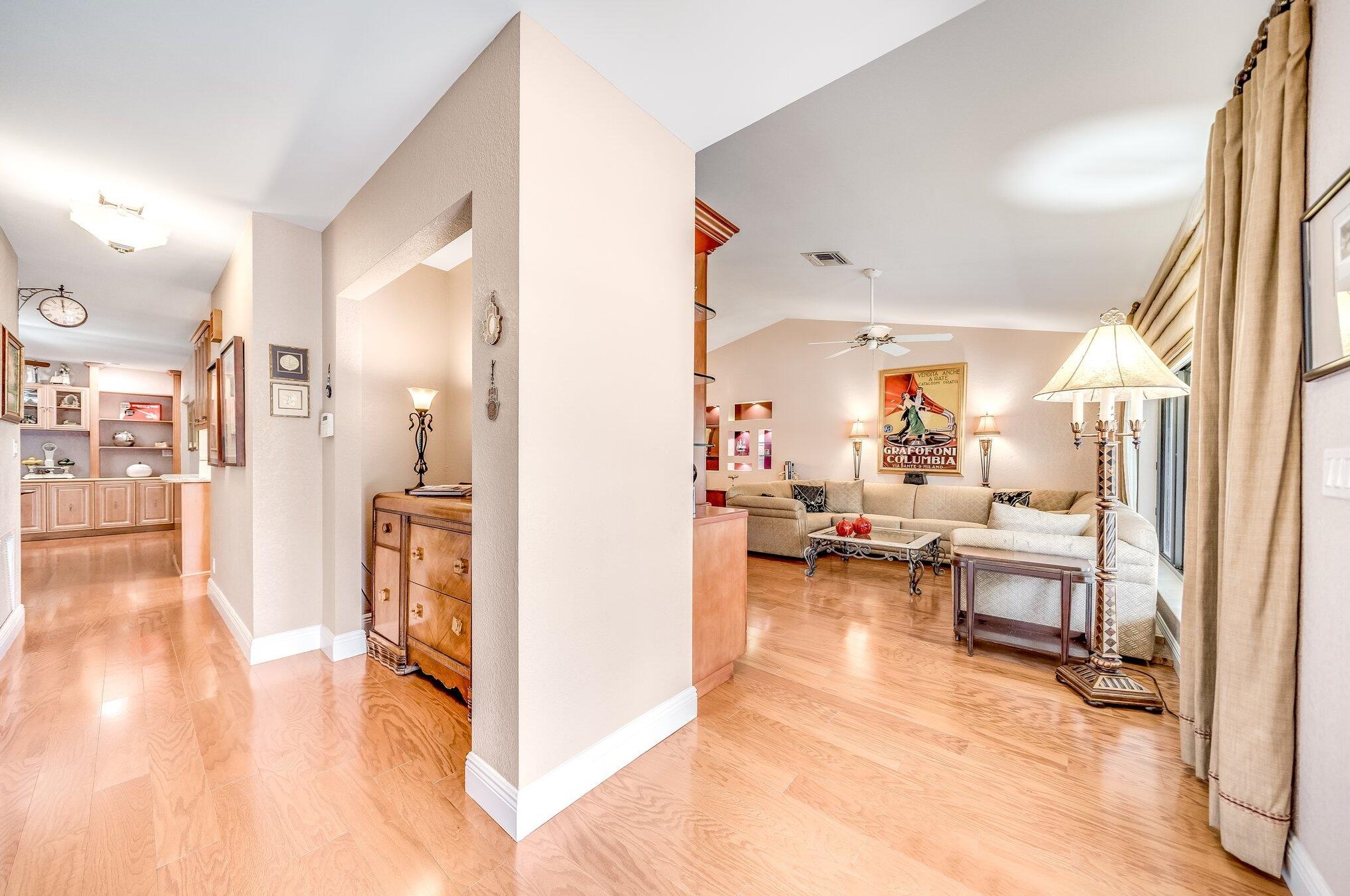 9268 Palomino Dr, Lake Worth FL 33467-1026 exterior