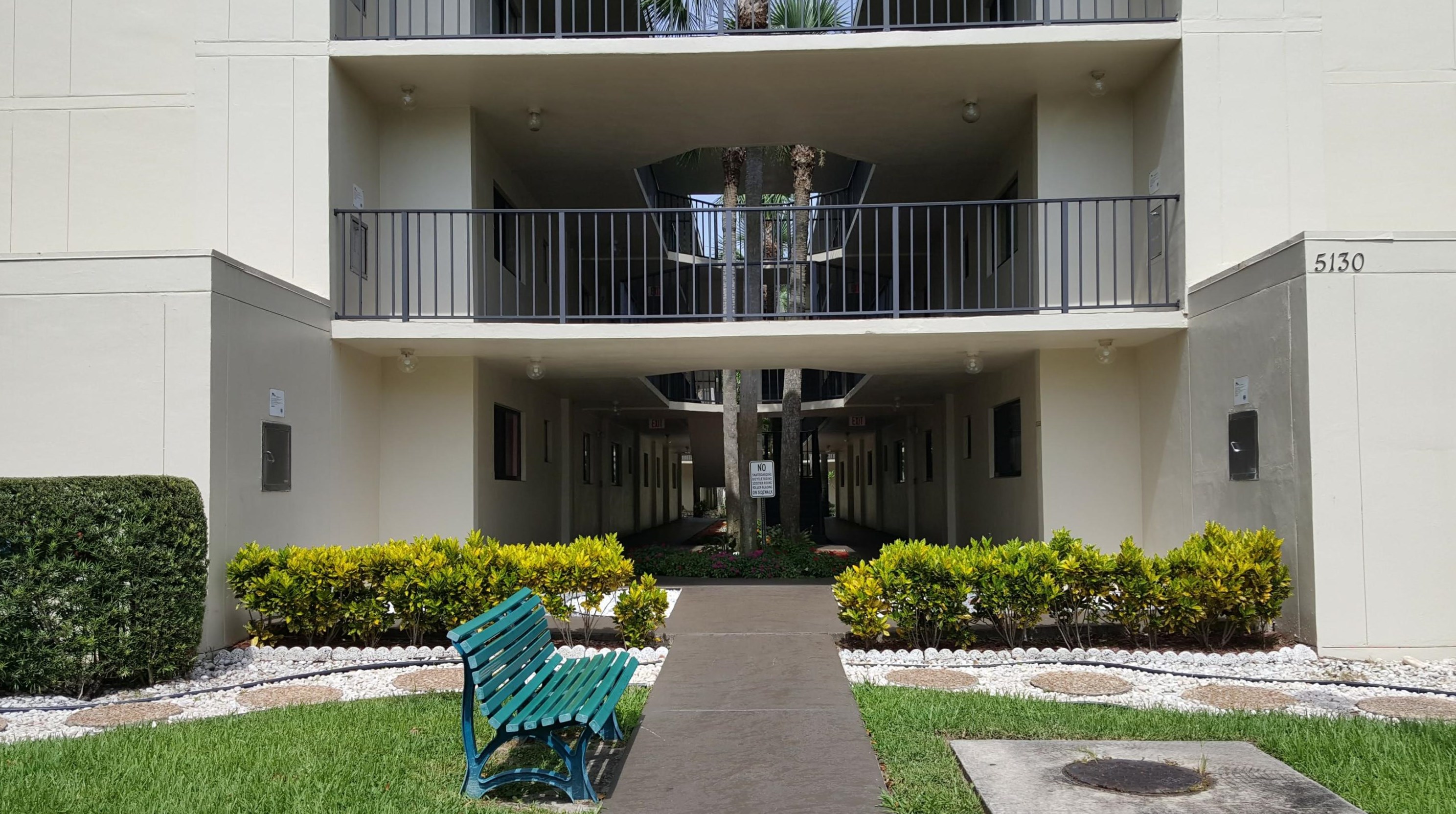 5130 Las Verdes Cir #301, Delray Beach, FL 33484