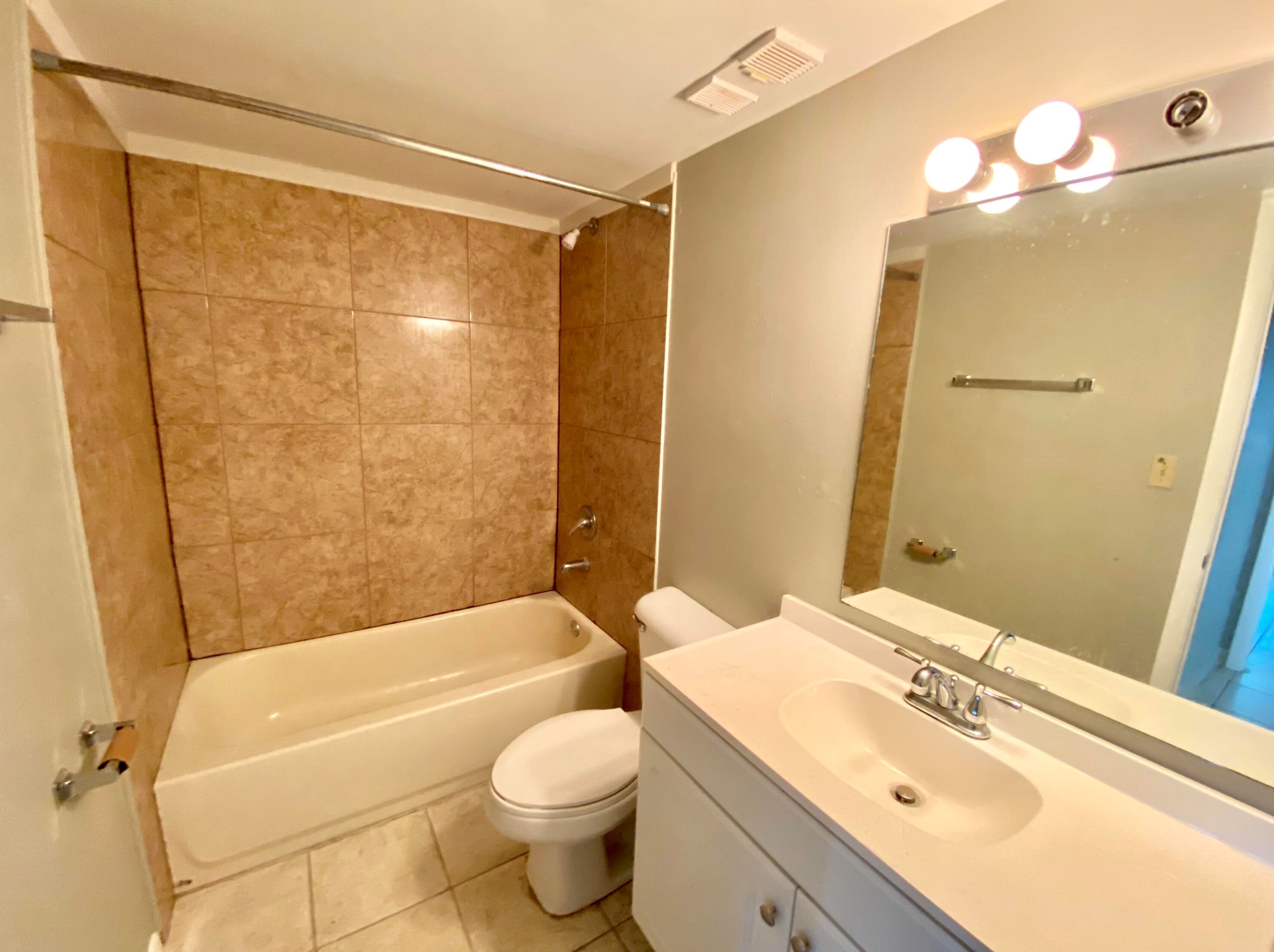 1127 Lake Terry Dr Apt I, West Palm Beach, FL