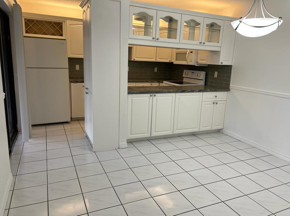 203 Se Camelot Gardens Blvd #c, Fort Pierce, FL