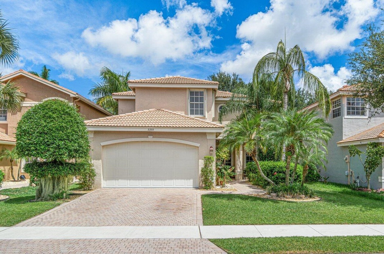 5355 Grand Banks Blvd, Lake Worth, FL 33463-5952