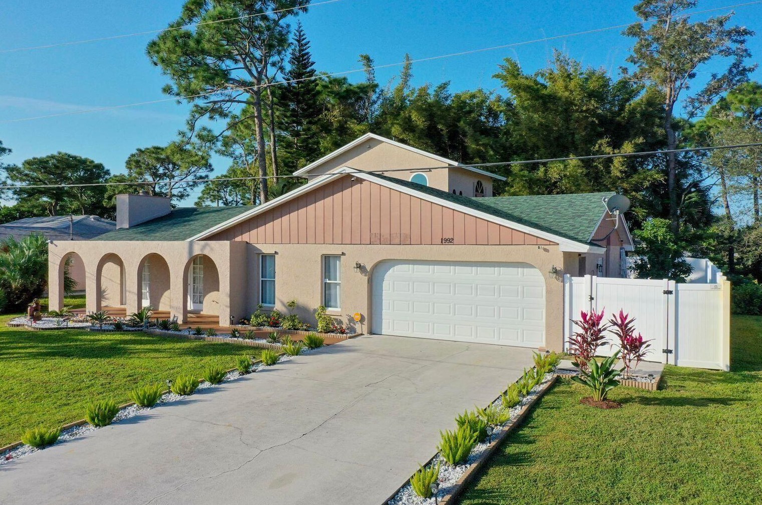 1992 Sw Brisbane St, Fort Pierce, FL 34984