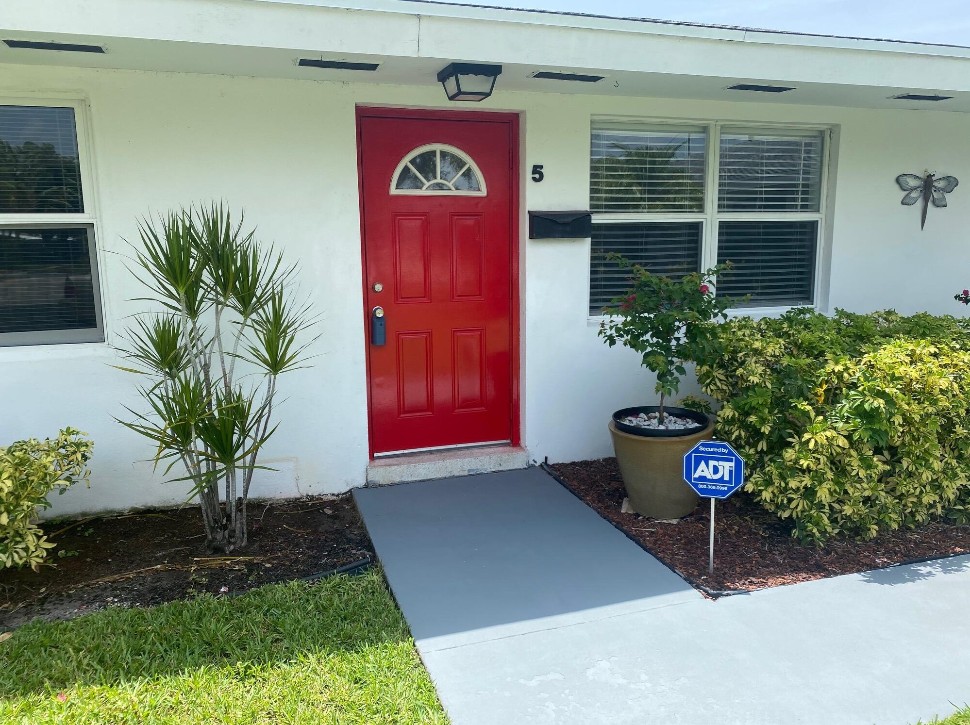 626 Prosperity Farms Rd #5, West Palm Beach, FL 33408
