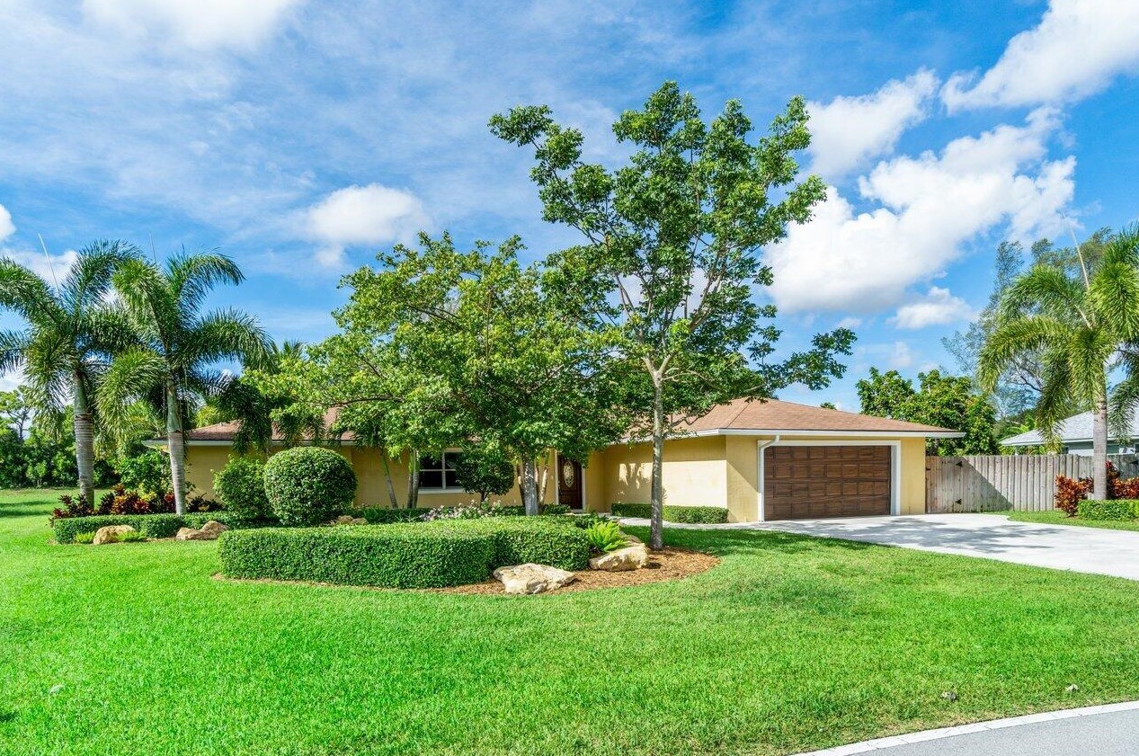 4240 Juniper Ter, Boynton Beach, FL 33436-3015