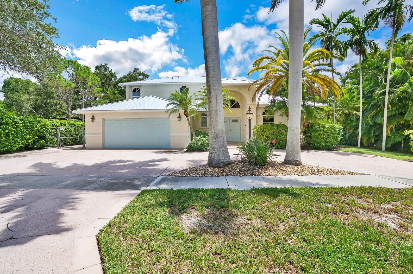 1311 Nw 2nd Cir, Boca Raton, FL 33432