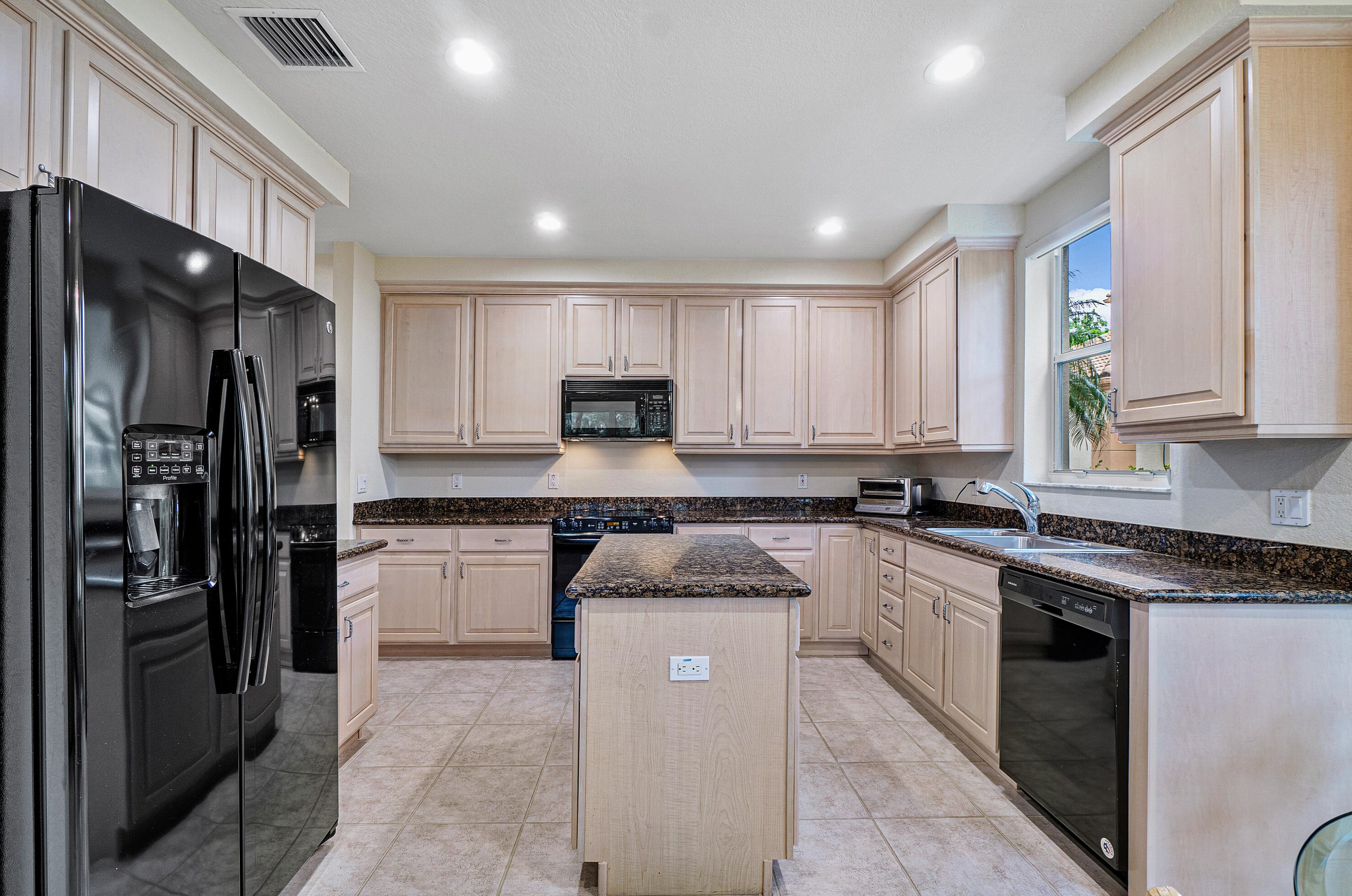 6184 Island Bnd, Boca Raton, FL 33496-3270