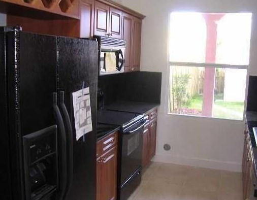 928 Federal Hwy, Lake Worth FL 33460-2649 exterior