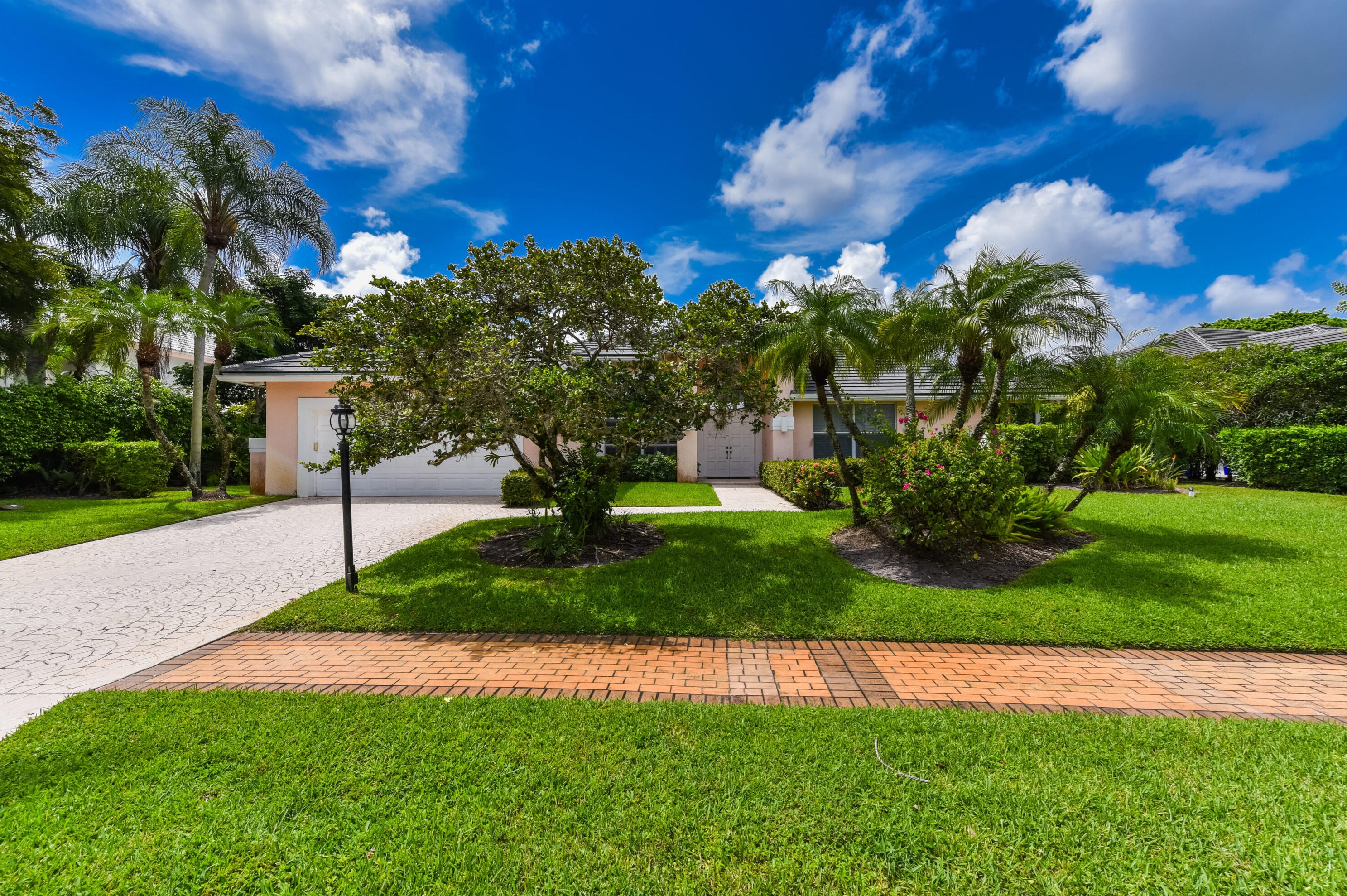 17577 Scarsdale Way, Boca Raton, FL 33496-1328