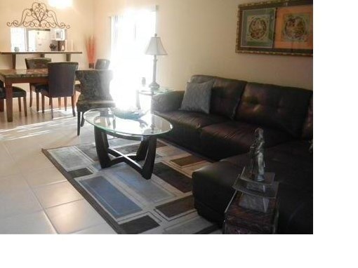301 Club Cir Apt 101, Boca Raton, FL 33487