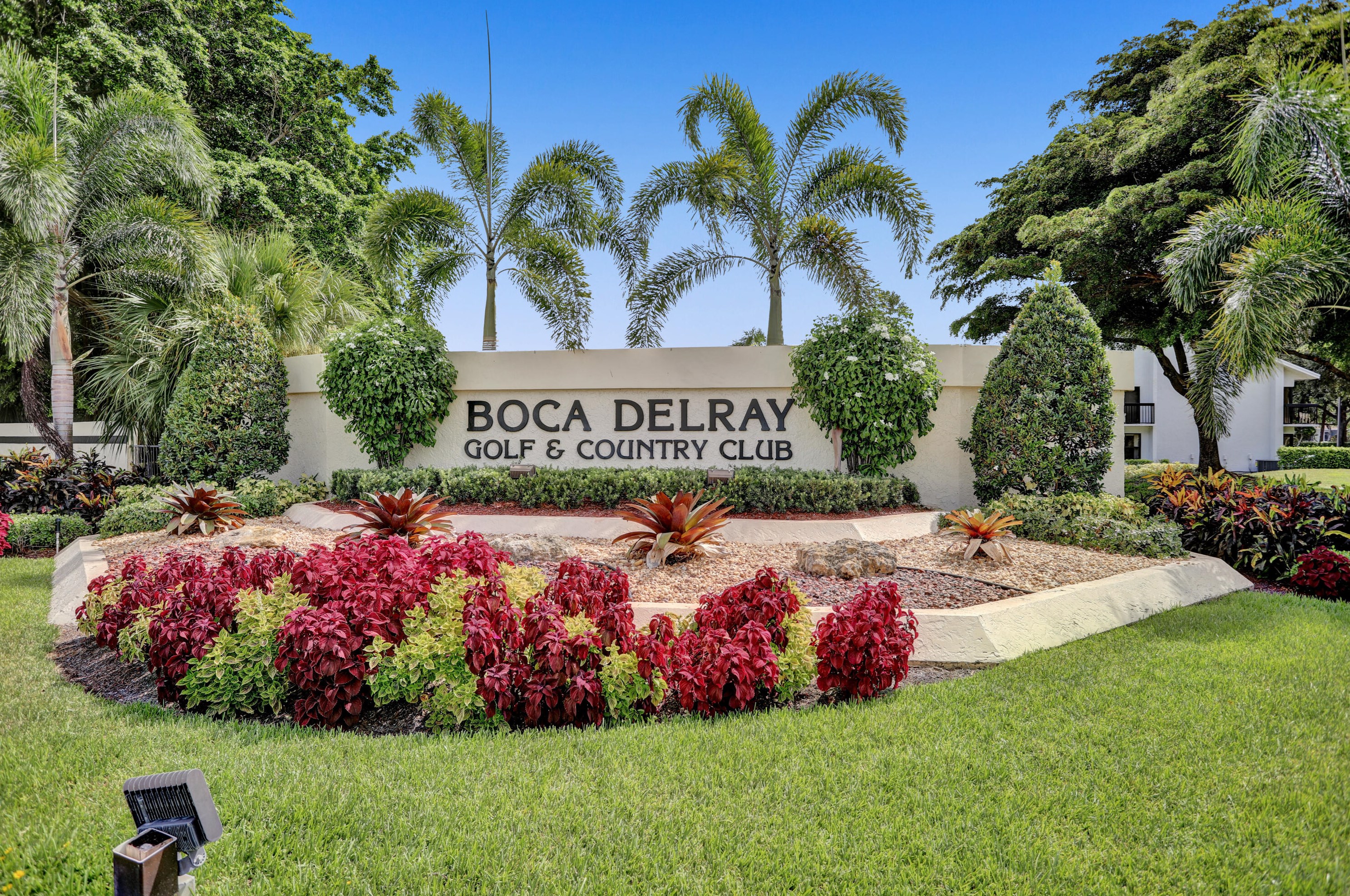 5106 Oakhill Ln #913, Delray Beach, FL 33484