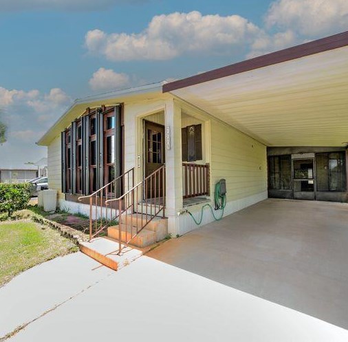 7775 Independence Ave, Hobe Sound, FL 33455-5937