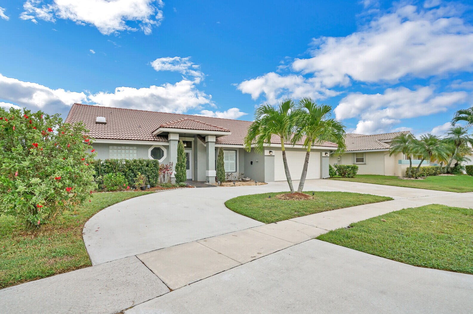 6671 Lake Loran Way, Lake Worth, FL 33467