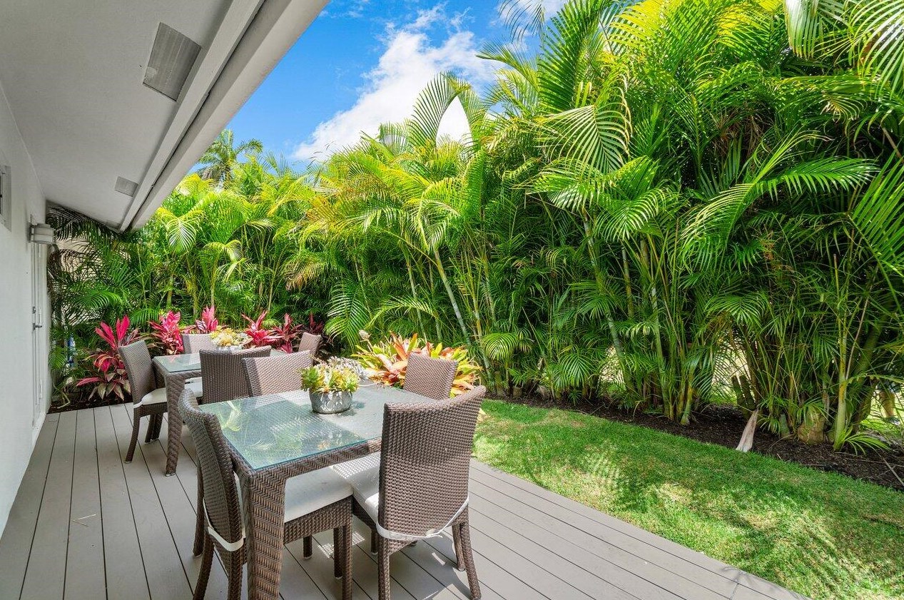 17844 Scarsdale Way, Boca Raton FL  33496-1333 exterior