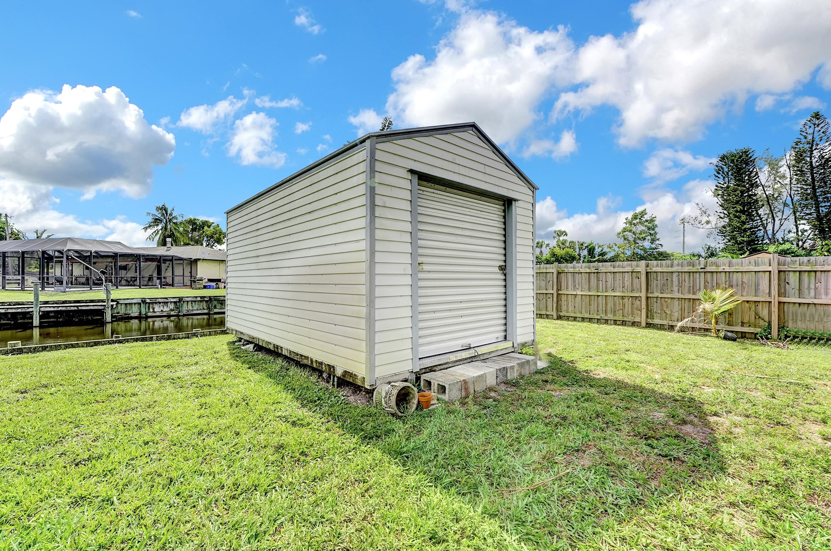 3267 Amberjack Rd, Lake Worth FL  33462-3601 exterior