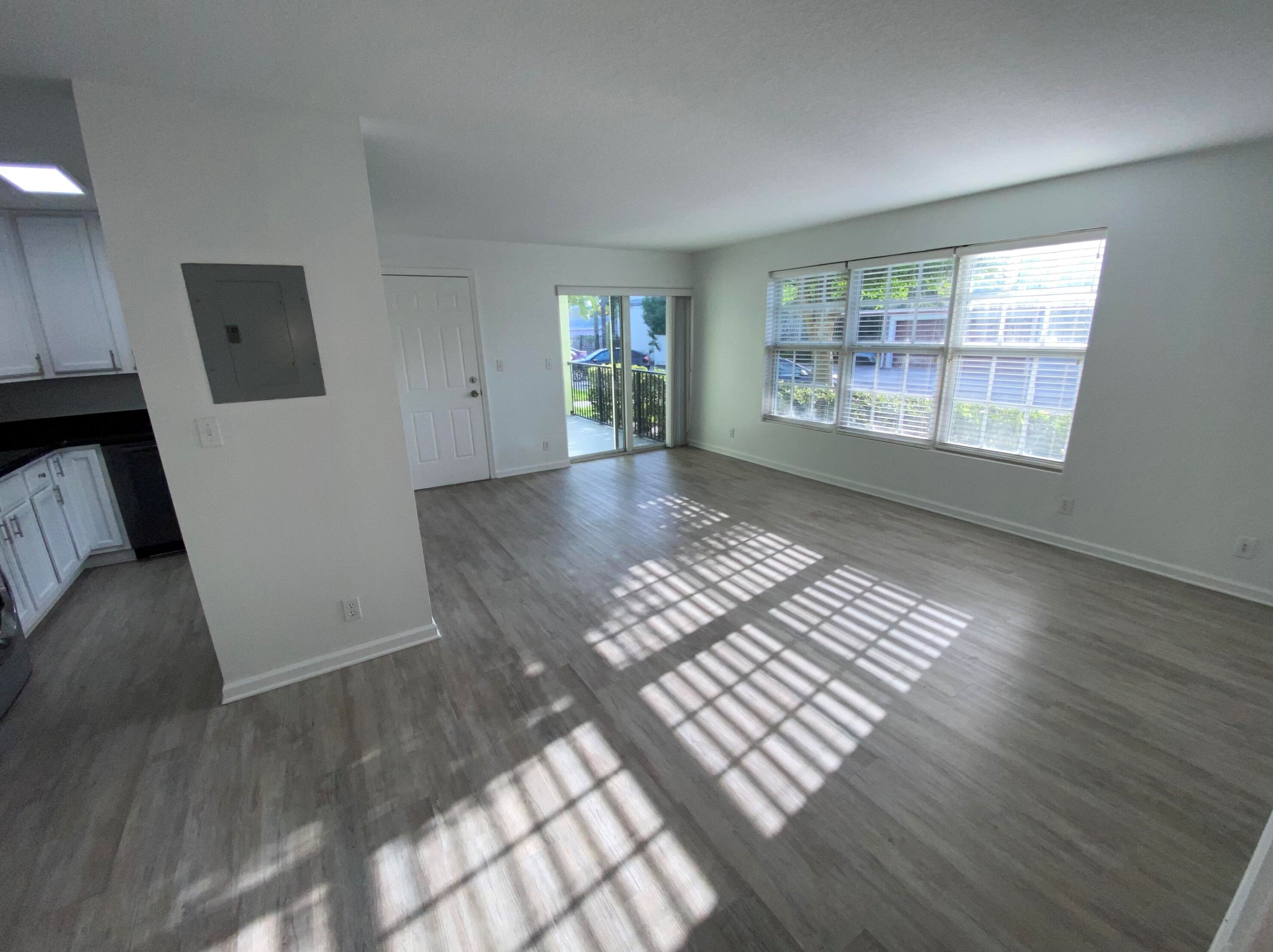 102 S Lakeside Dr #1, Lake Worth, FL 33460