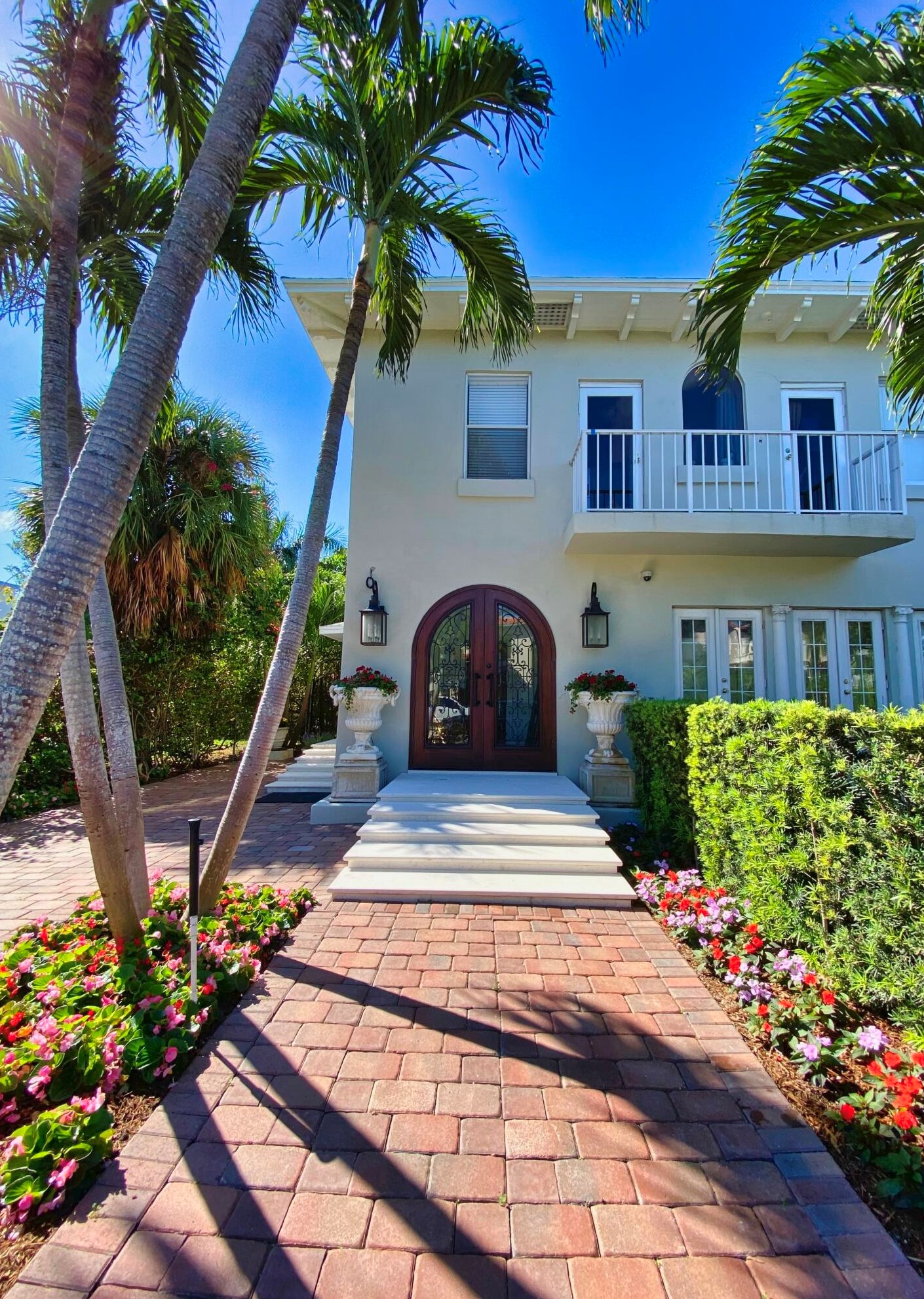 258 Seminole Ave Apt 3, Palm Beach, FL 33480