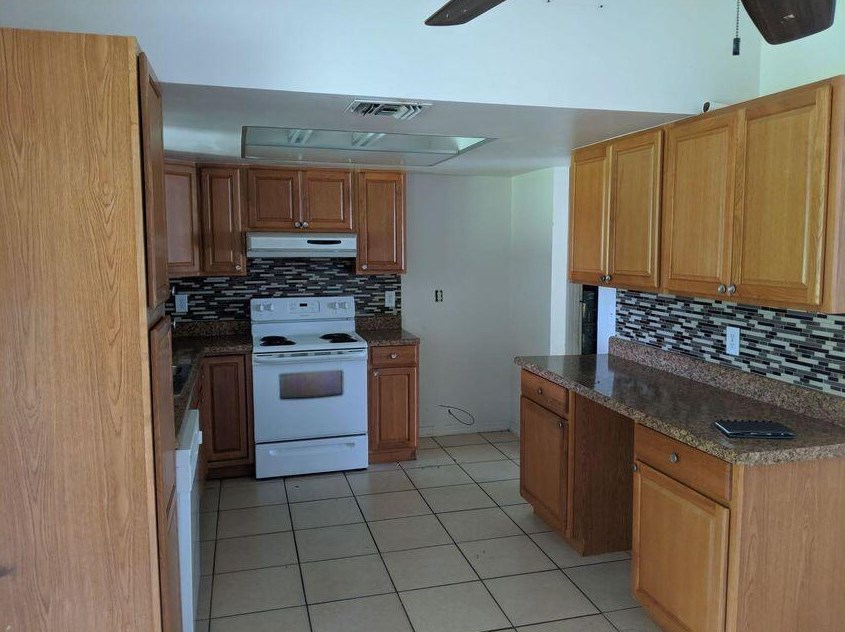1265 Glencove Ave, Melbourne, FL 32907-8016