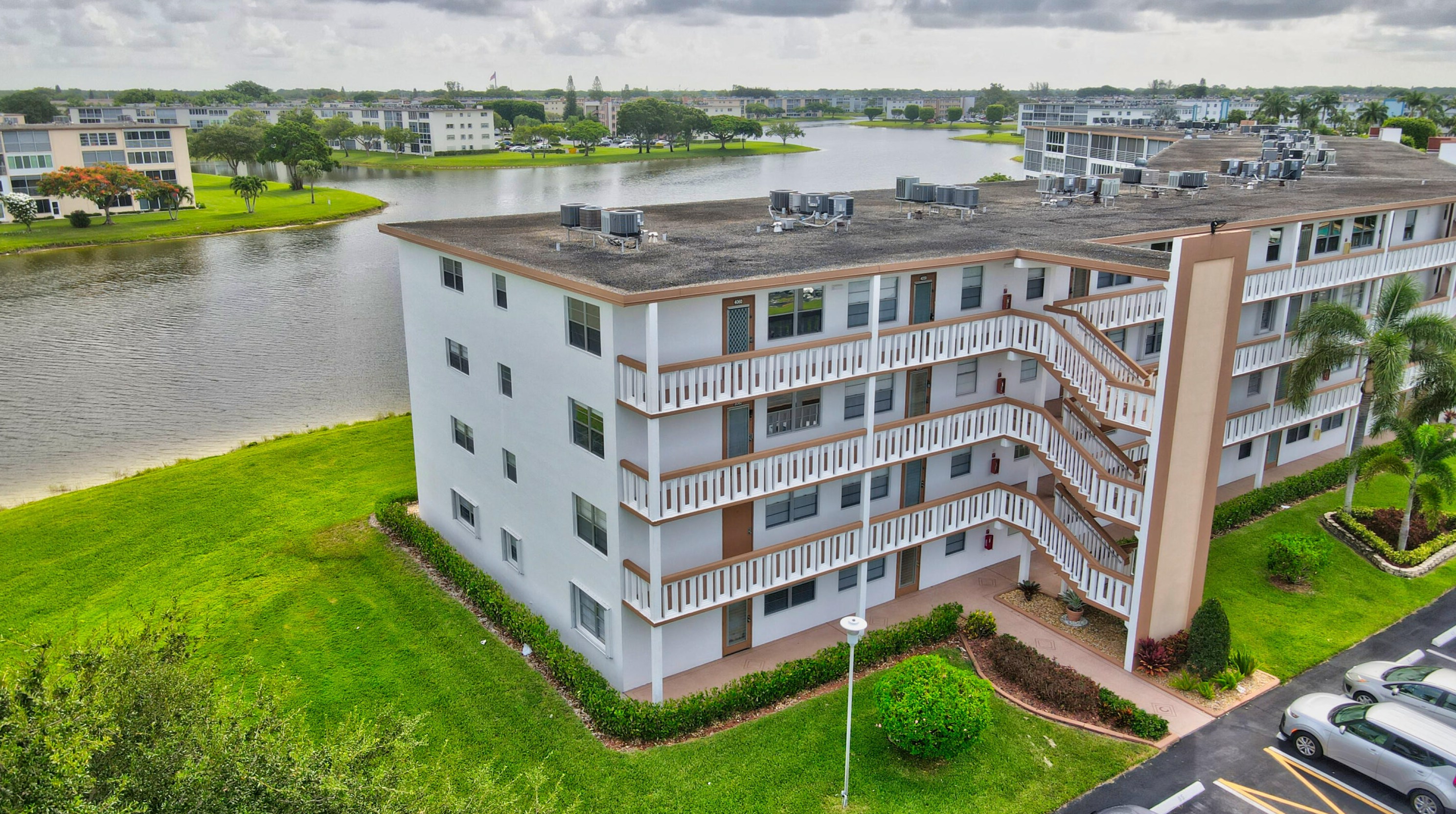 1060 Cornwall C, Boca Raton, FL 33434-2949
