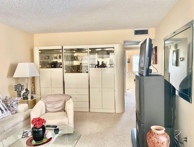 546 Fanshaw M, Boca Raton FL  33434-6141 exterior