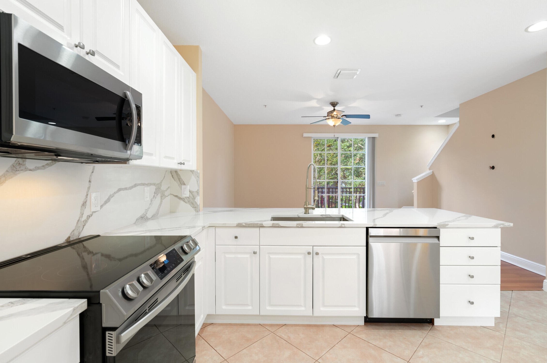 802 University Blvd, Jupiter, FL 33458