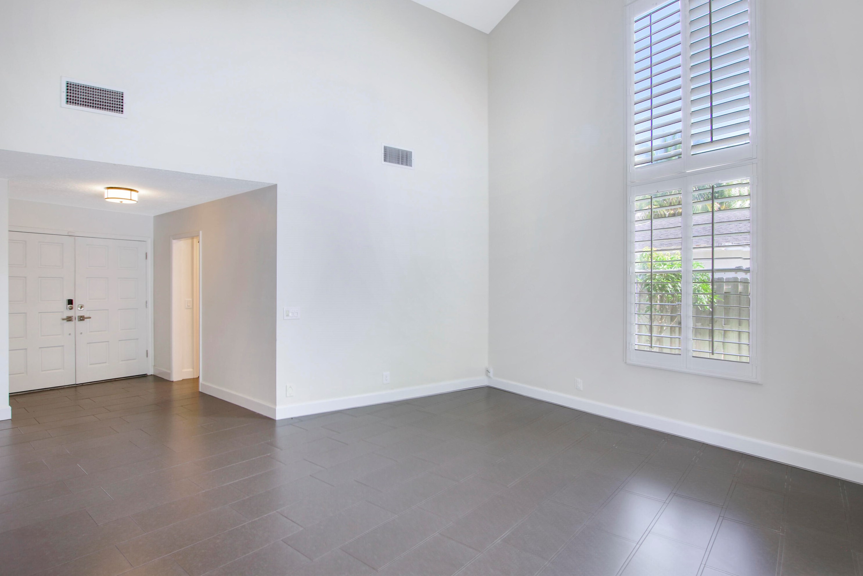 602 Greenwood Dr, Jupiter, FL 33458-4071