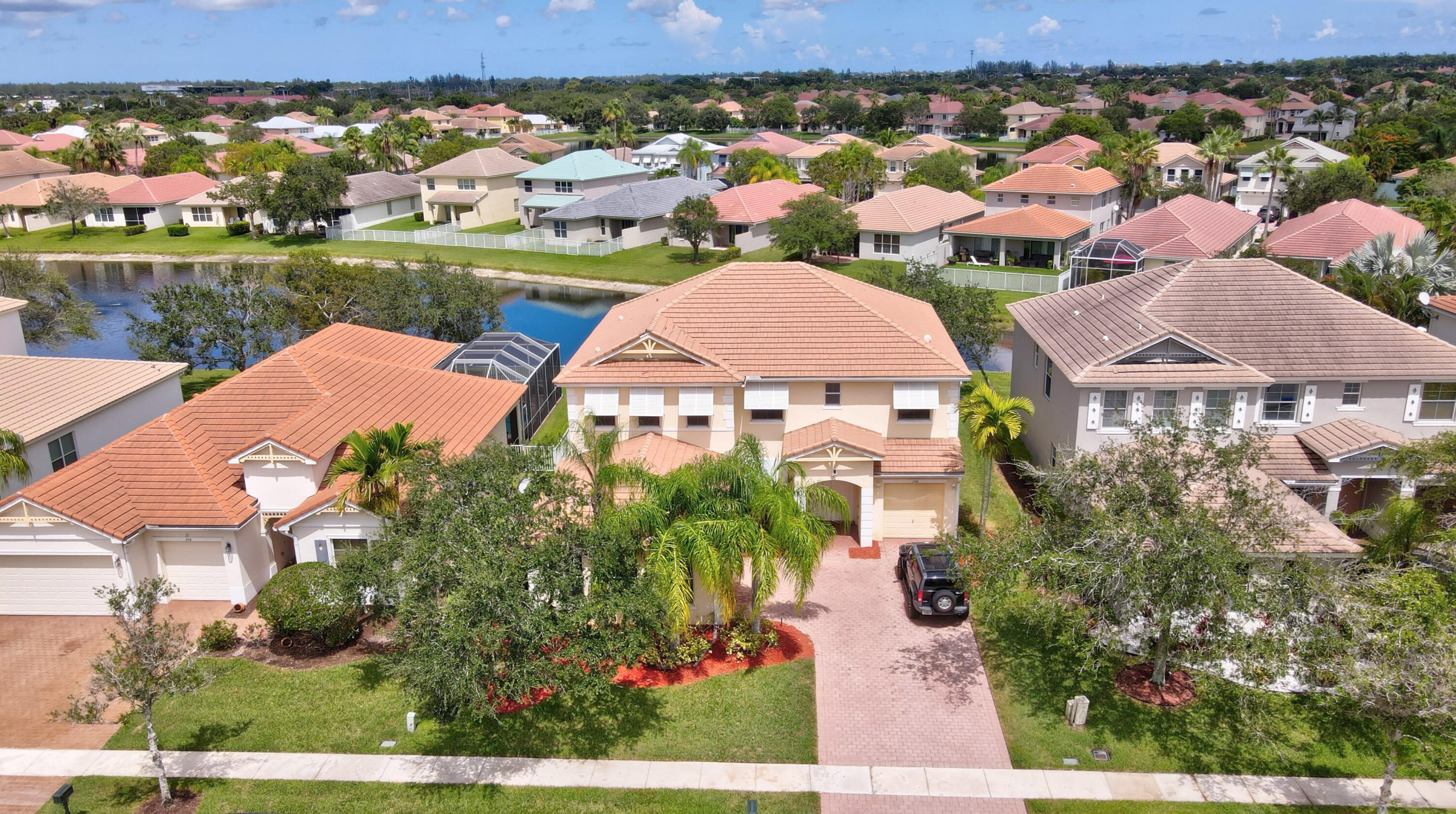 198 Palm Beach Plantation Blvd, West Palm Beach, FL 33411-4542