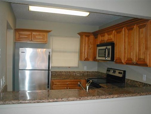 1566 Lake Crystal Dr #f, West Palm Beach, FL