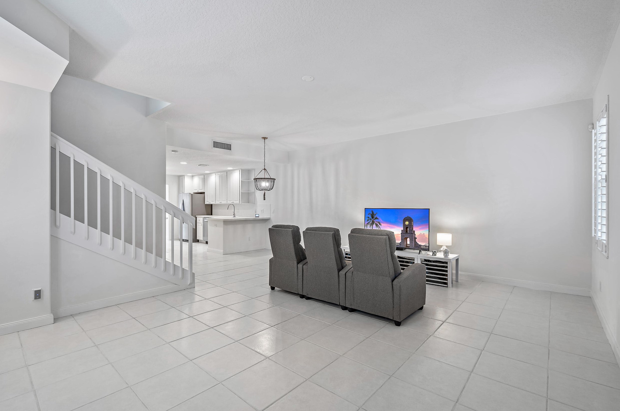 3049 Community Dr, Jupiter FL  33458-8217 exterior