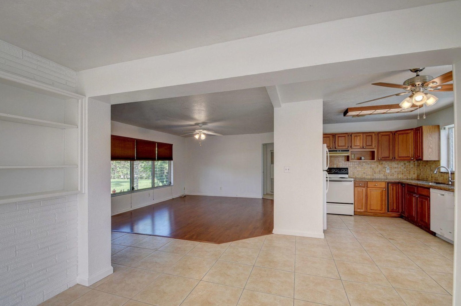 396 29th St, Boca Raton FL  33431-6806 exterior