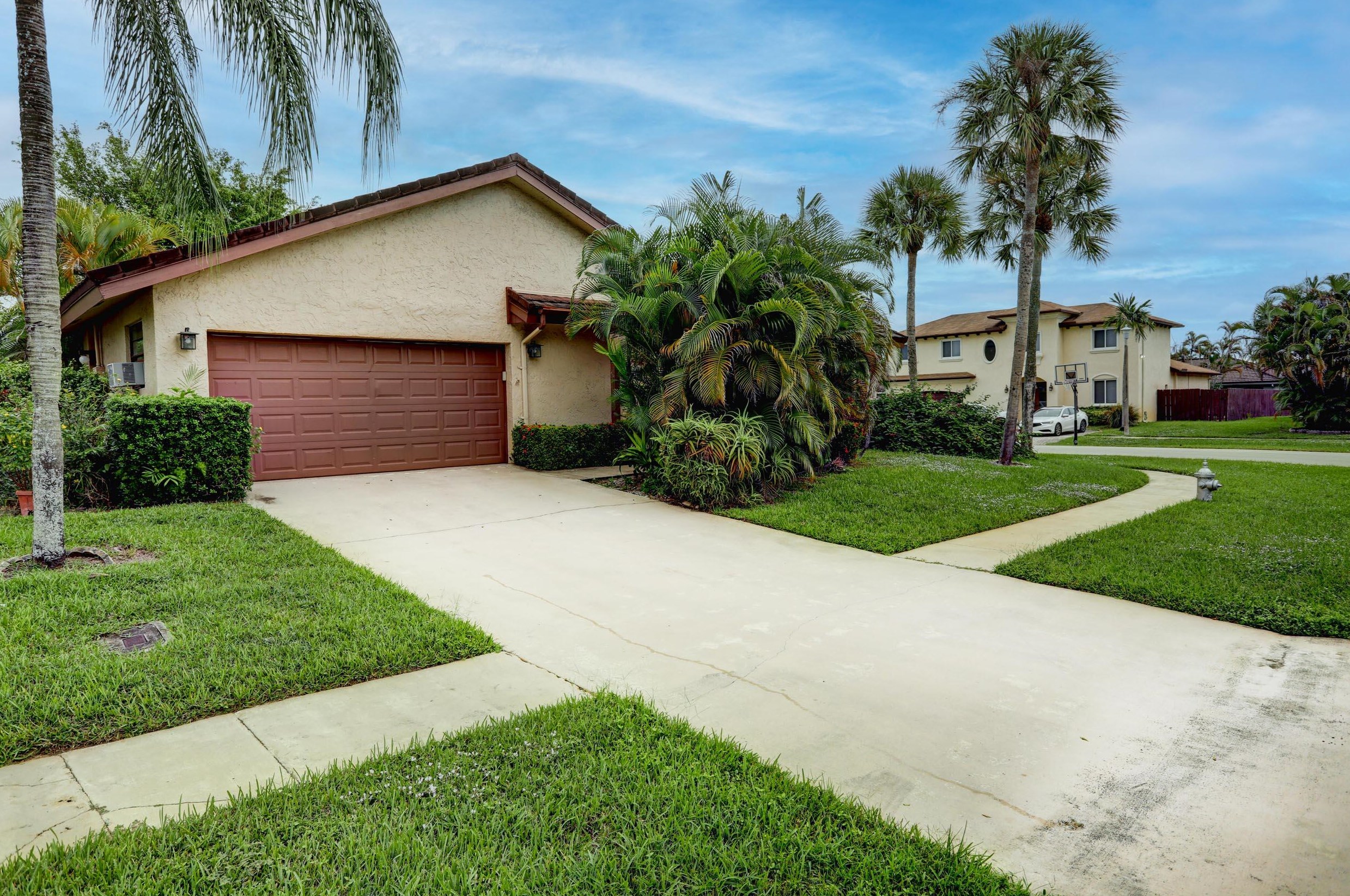 7675 Cypress Cres, Boca Raton, FL 33433