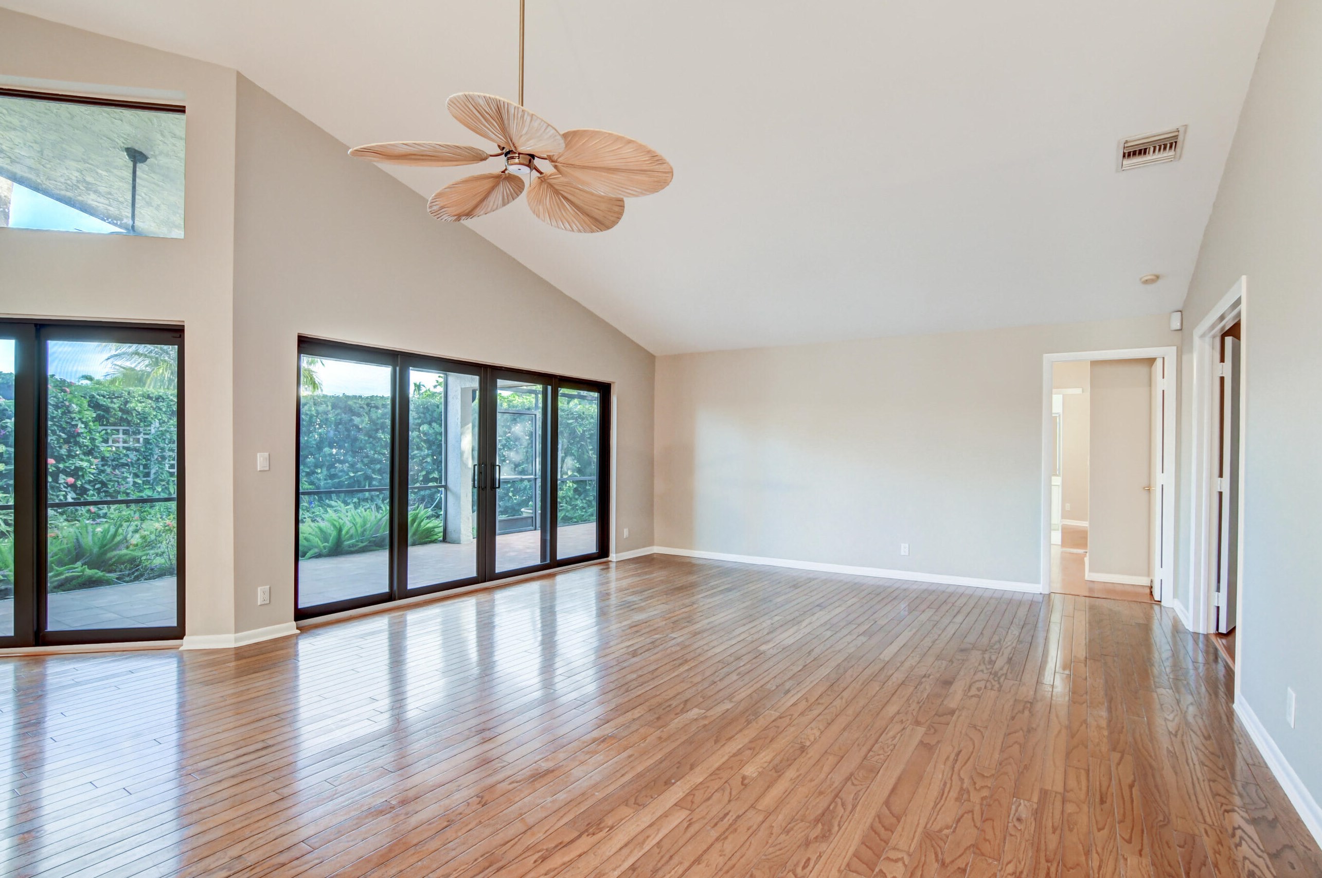 23313 Water Cir, Boca Raton, FL 33486
