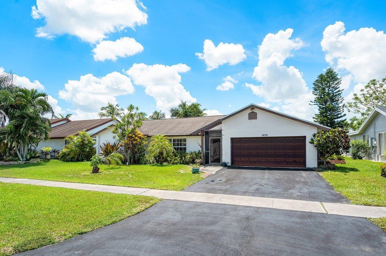 9638 Oregon Rd, Boca Raton, FL 33434-2310