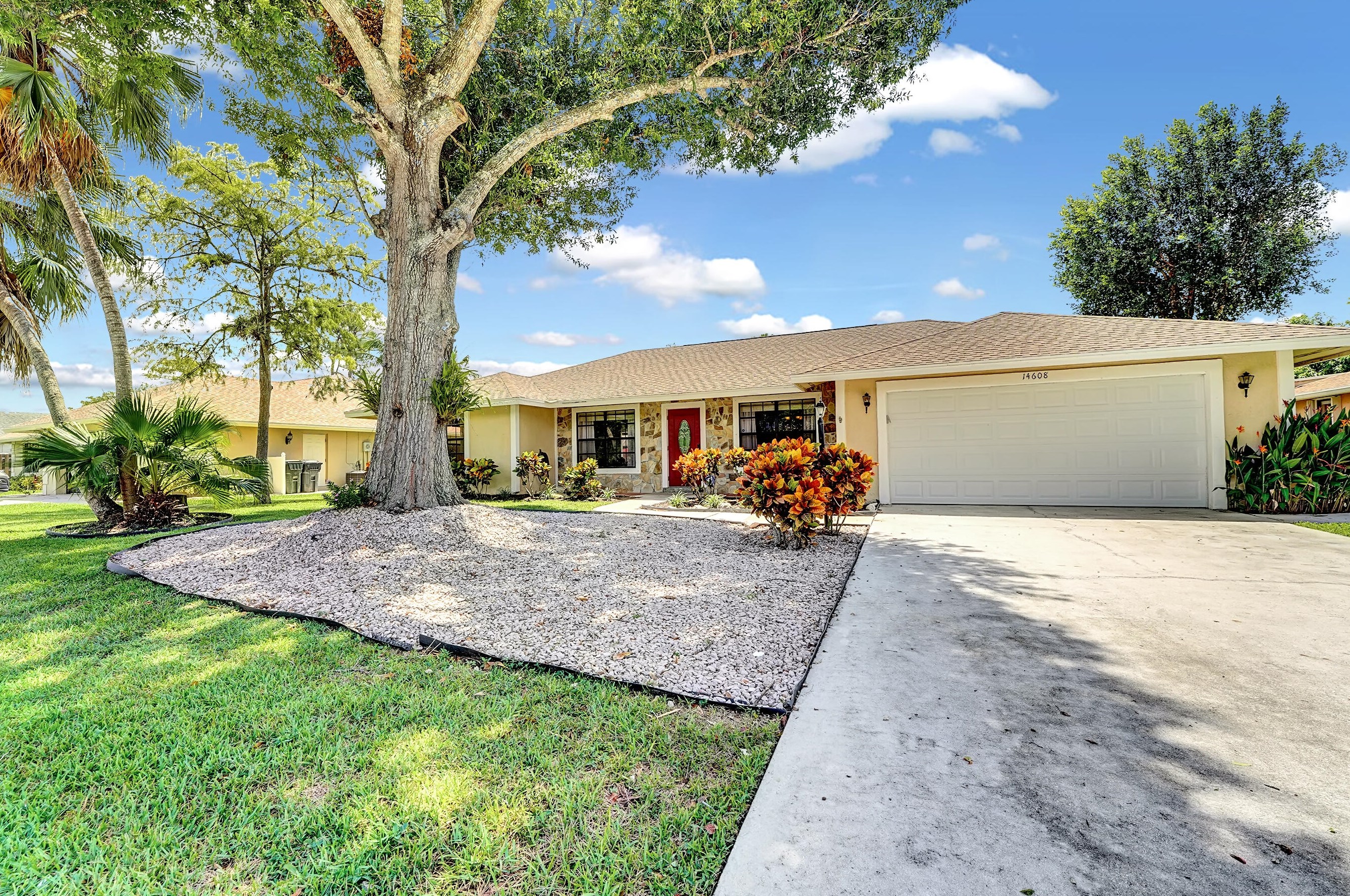 14608 Paddock Dr, West Palm Beach, FL 33414