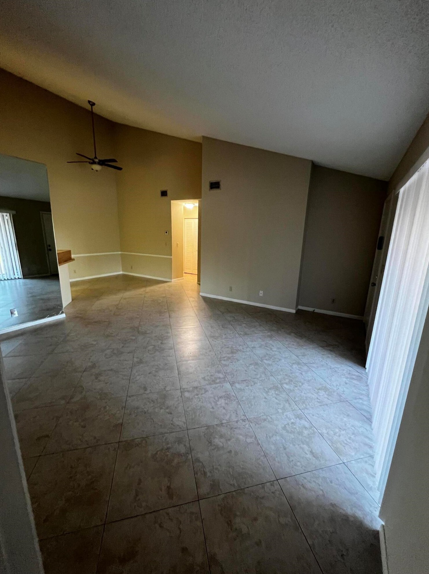 4215 S 57th Ave #e, Lake Worth, FL 33463