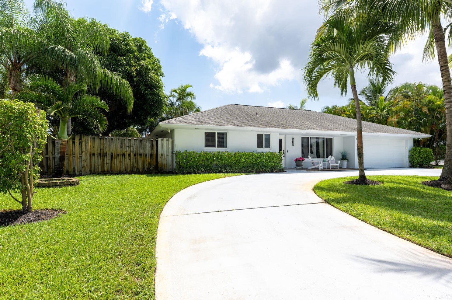 11806 Bayberry St, West Palm Beach, FL 33410
