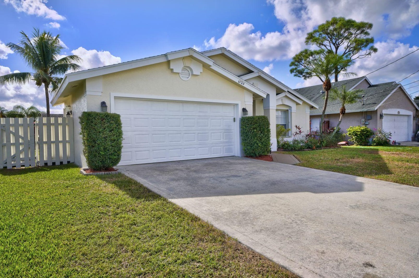 6120 Ungerer St, Jupiter, FL 33458-6606