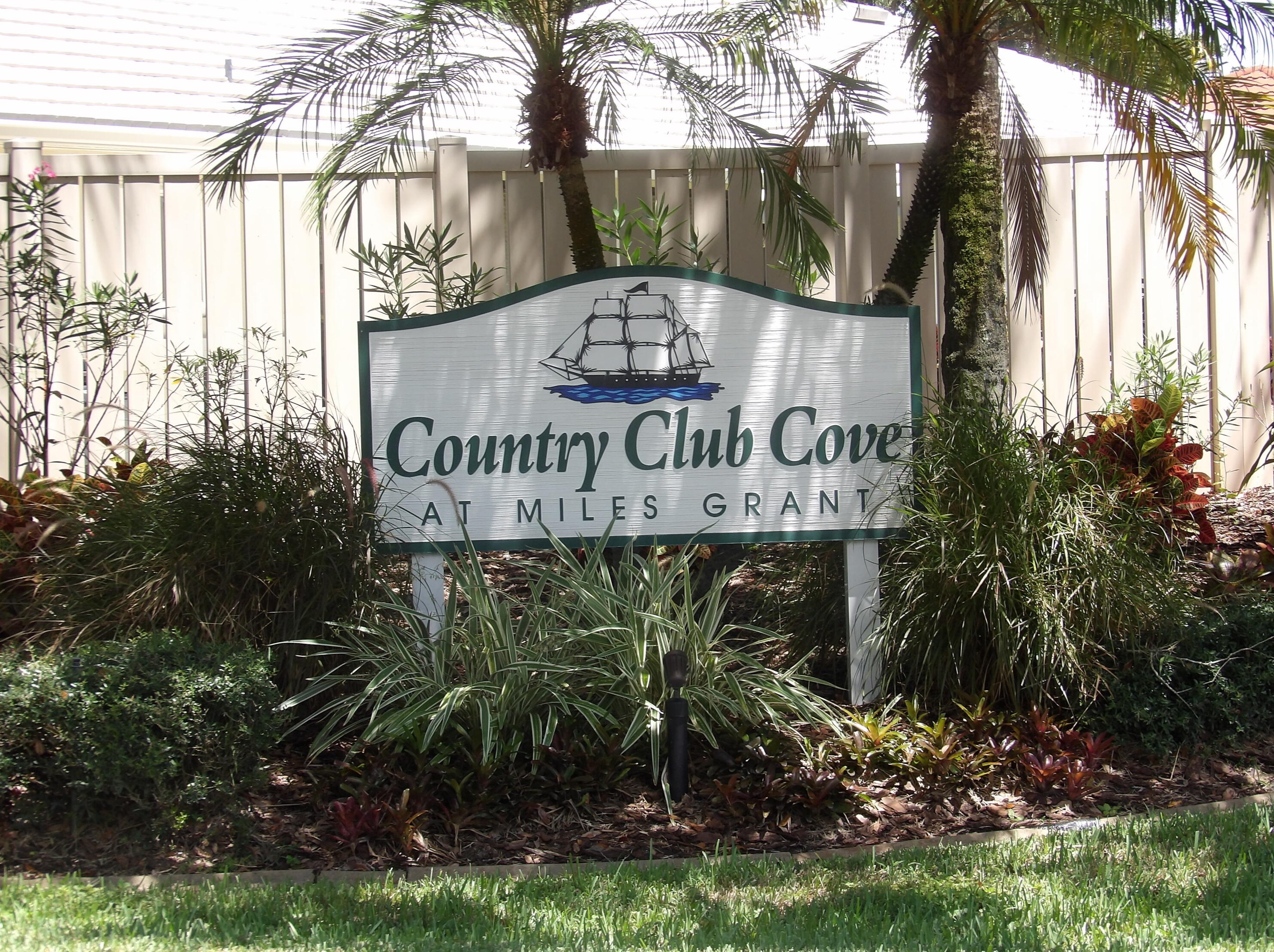 4810 Hanson Cir, Stuart, FL 34997-1703