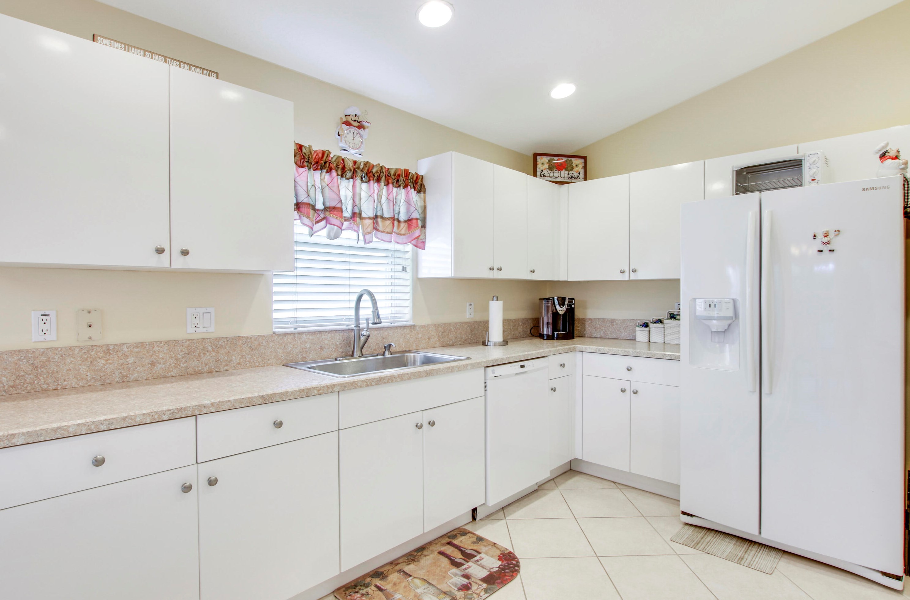 6460 Via Primo St, Lake Worth FL 33467-6158 exterior