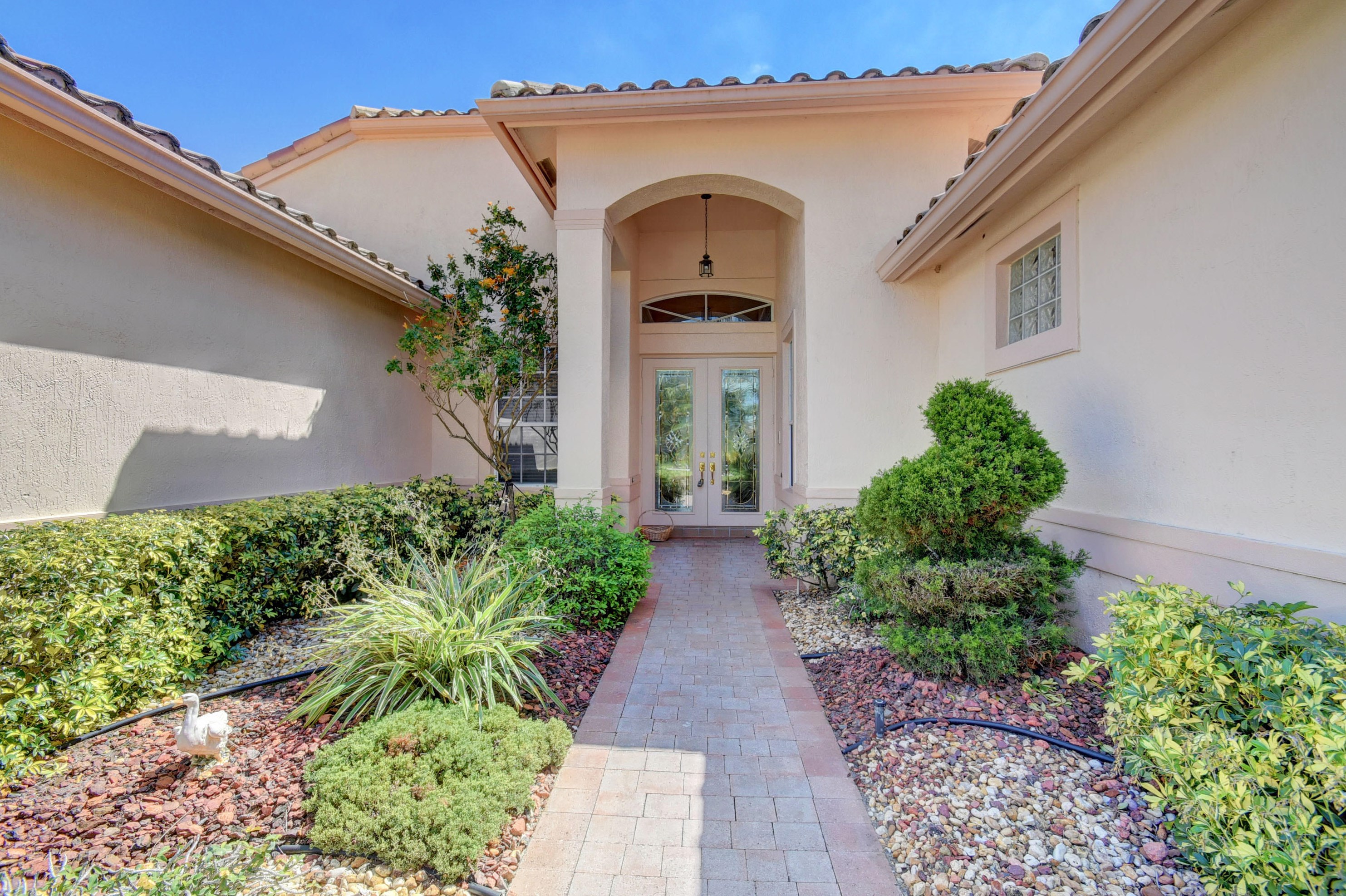 6774 Garde Rd, Boynton Beach FL  33472-7300 exterior