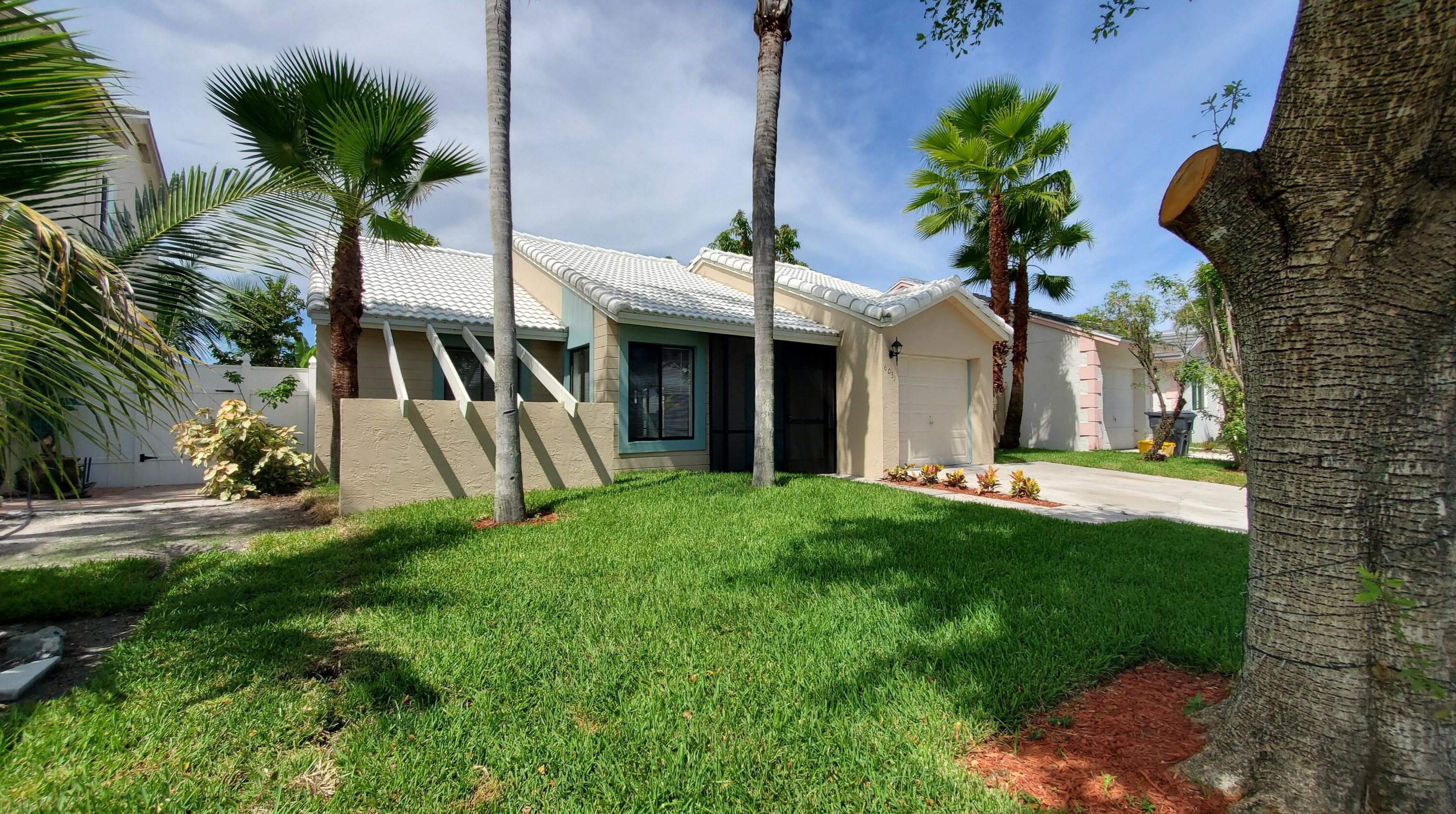 6031 Strawberry Lakes Cir, Lake Worth, FL 33463