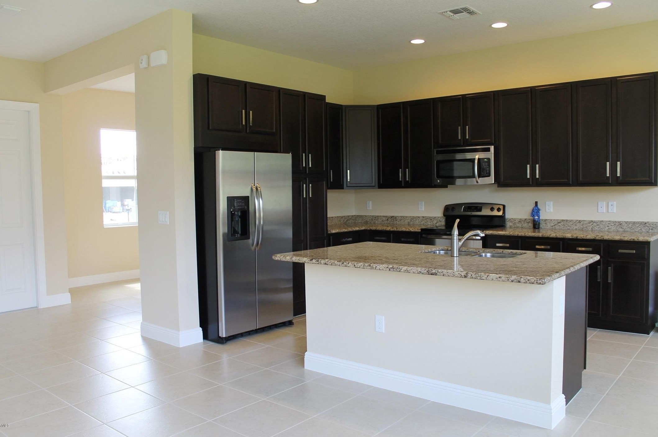 2826 Bellarosa Cir, West Palm Beach, FL 33411