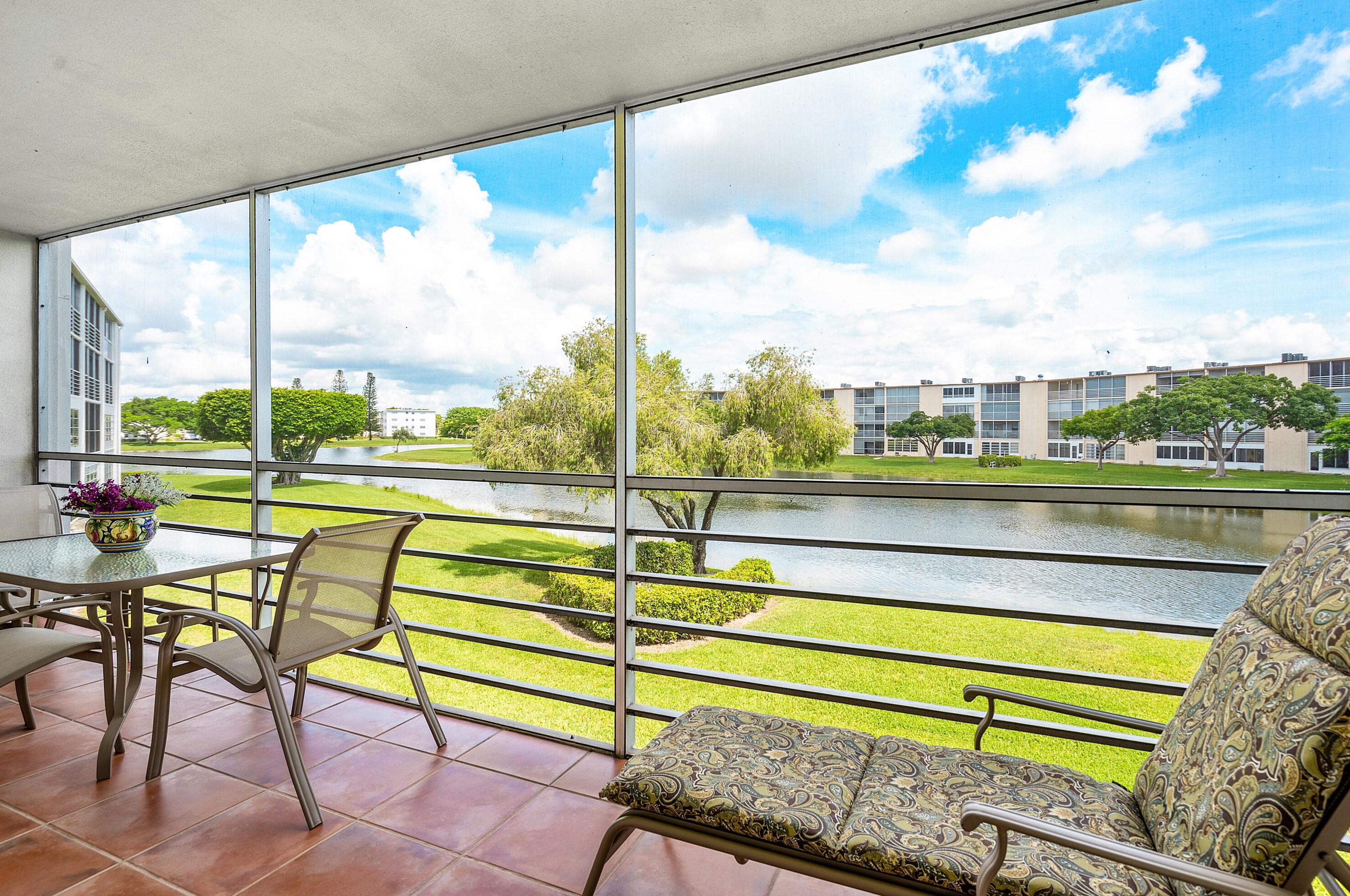 2047 Guildford C, Boca Raton FL 33434-4868 exterior