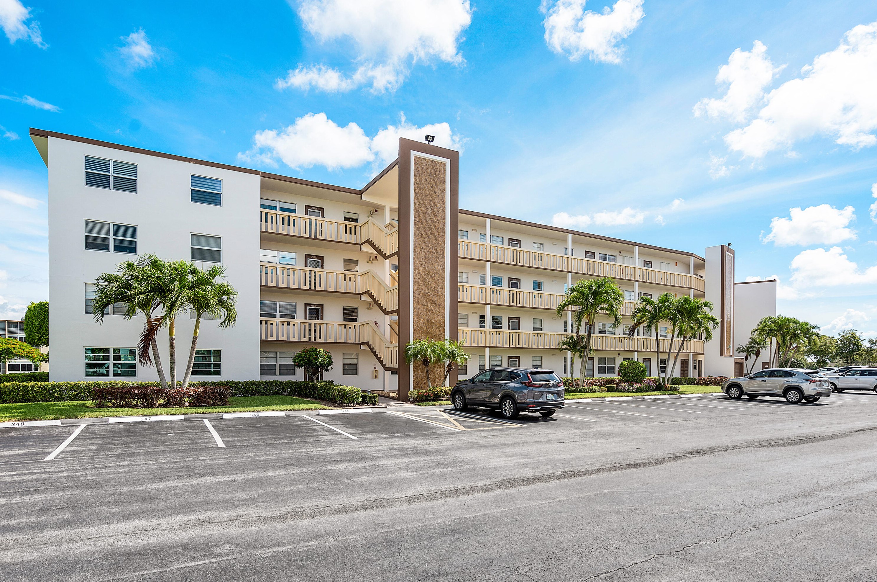 2047 Guildford C, Boca Raton, FL 33434-4868